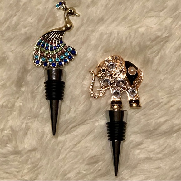 CRYSTAL ENCRUSTED ELEPHANT WINE TOPPER!! BNIB & NEVER USED!! - Picture 3 of 9